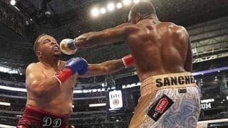 演技で敗北？　後頭部パンチ痛がるボクサーに米注目「やる気なし」「俳優になるべき」