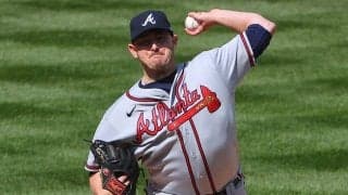 【MLB】「ポッターの魔法」　後頭部の打球を“ノールック併殺”する超美技に米興奮