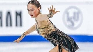 ザギトワのコチョコチョ攻撃　愛犬マサル“お腹むき出し”が反響拡大「チャーミング」