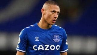 エデルソンがリシャルリソンの頭をバリカンで刈る！見事な\"大五郎カット\"に変貌