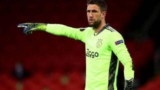 アヤックスがベテランGKステケレンブルフとの契約を2022年まで延長！