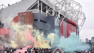 ユナイテッドファンの怒りは収まらず、再び抗議デモで2名が逮捕