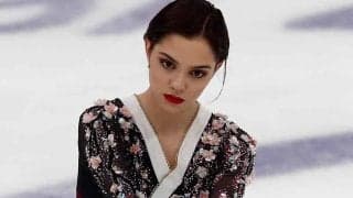 メドベージェワが凛々しい軍服姿を披露　平和への思いに反響「メドちゃん立派だわ」