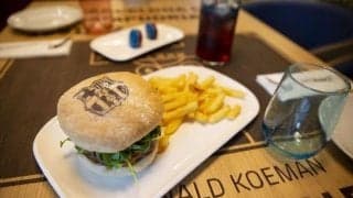 バルサファンが夢見るレストラン「バルサカフェ」がついにオープン