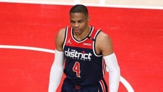 ウィザーズがキャブズを下してプレーイン・トーナメント進出決定！ 八村塁は14得点