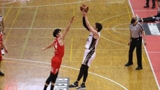 佐藤卓磨の“金丸封じ”が的中した千葉ジェッツが100点ゲームでシーホース三河を粉砕！