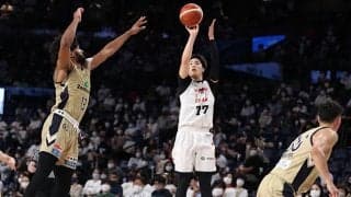 富山が琉球との第2戦を制してイーブンに…岡田が第3Qのみで驚異の19得点
