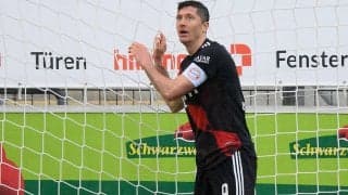 決めたと思った…1mを外したレヴァンドフスキの“記録更新未遂”シュートミスに注目