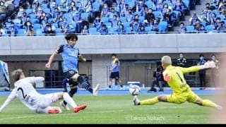 川崎、札幌破って22戦無敗！(2)三笘薫が追及する「ワンタッチ・ツータッチのフィニッシャー」