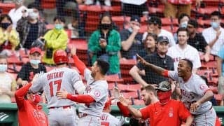 【MLB】大谷翔平、9回土壇場で逆転2ラン　指揮官もベンチも大興奮「火山のように爆発した」