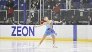 憧れの曲で舞った小室、熱い試合に華を添える