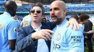 「こんなグアルディオラ見たことない！」 葉巻をくわえて名曲を熱唱しリーグ優勝を喜ぶ映像が話題に