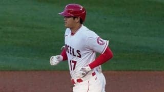 【MLB】大谷翔平、台湾出身選手と“塁上笑顔の2ショット”　張育成は感謝「沢山DM受け取った」