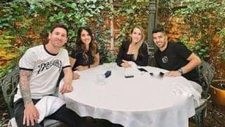 メッシ夫妻とスアレス夫妻が再会...マドリードの“高級レストラン”で会食