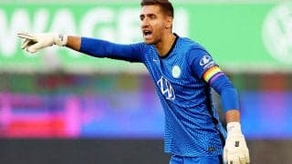 カスティールスがヒザの手術で最終節を欠場