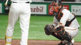 打者をじっと見つめる捕手は何を見ている？　元プロ捕手が教える“観察する力”