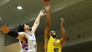 群馬が茨城の驚異的な追い上げを退け、B2優勝に王手…キーナンが34得点と躍動