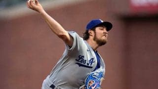 【MLB】「史上最高」「出場停止だ！」　バウアー、奪三振後の“一刀両断”ポーズに米賛否