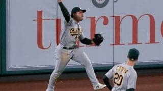 【MLB】完璧すぎて「とにかくヤバイ」　名手の“ドンピシャ”本塁打キャッチに絶賛の声