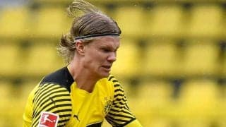 名審判の“引退試合”で粋な計らい　ドルトムントFWに海外称賛「サッカーは美しい」