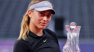 相手棄権でツアー初Vを獲得