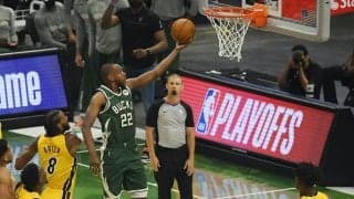 NBAプレーオフが開幕、バックスがヒートとの接戦制し白星スタート