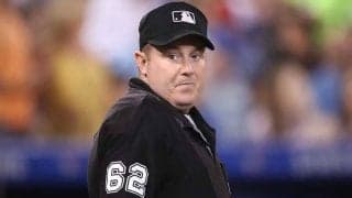 【MLB】打球直撃を回避した「審判に脱帽」　ぽっこりお腹なのに…身軽な“曲芸ジャンプ”