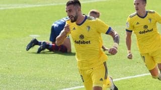 元スペイン代表FWネグレドがカディスと契約延長！ 久々のリーガでチーム最多8ゴールの活躍