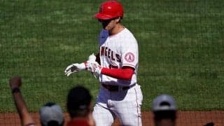 【MLB】大谷翔平、代打で178キロ同点犠飛　右翼も守る、最大4点差逆転勝ちで3連敗ストップ