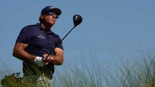 50歳ミケルソンがメジャー史上最年長V　宿敵ウッズも祝福「またもやってのけた…感動」