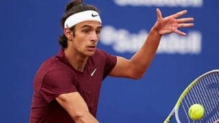 西岡戦へ ムセッティ初戦突破