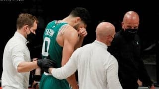 セルティックスのエース、ジェイソン・テイタムがネッツとの第2戦で右眼を負傷