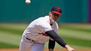 【MLB】「荒々しくシャツを脱いで」右手親指を骨折　降板直後の着替え中に悲劇