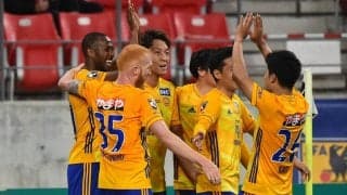 GKヤクブ・スウォビィクが好セーブ連発！ マルティノス弾で名古屋を下し今季初の連勝【明治安田J1第16節】