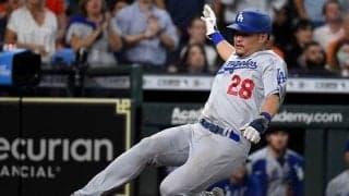 【MLB】筒香嘉智、第1打席で中前打＆激走生還　塁上で元同僚グリエルと談笑する場面も