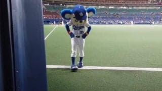 「いいねボタンが1回しか押せないなんて」　満身創痍…ドアラの“成功劇”に「泣いた」