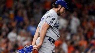 【MLB】筒香嘉智がバウアーに物言い！　“刀パフォーマンス”は「左腰に差すんだ」