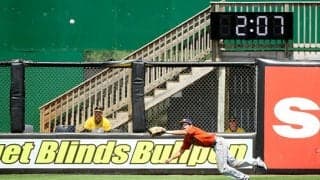 5m以上は飛んだ「なんてキャッチだ！」　衝撃の滞空時間は「完全にスーパーマン」