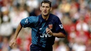 アーセナルの来季3rdユニが流出、「青い稲妻」模様が復活へ