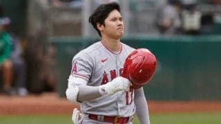 【MLB】大谷翔平がぺこりとお辞儀　塁上の会心スマイルに米ファン虜「可愛い」「ナイス」