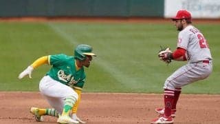 【MLB】好走塁を自ら台無しに…　赤っ恥の“うっかりミス”が「面白すぎる」「恥ずかしい」