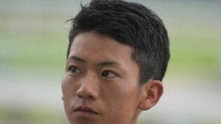 【JRA】落馬負傷の荻野極騎手は右母指・中手骨基部骨折、前額部擦過創の診断