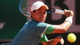  錦織 全仏10度目の初戦突破 