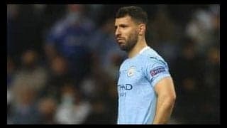 クン・アグエロ、バルセロナに到着