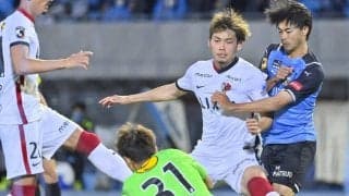 鹿島、復権を期す黒星(2)等々力で躍動した「相馬アントラーズの若手」と「次に取り戻すべきもの」