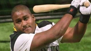 鷹デスパイネ、左肩付近を痛めて負傷交代　東京五輪米大陸予選でキューバ黒星発進