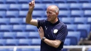 スペインの名将の気になる「習性」。清水の５バック採用は不吉な兆し？