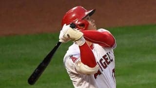 【MLB】大谷翔平が「比較的珍しい偉業」　“エグい悪球高め打ち”本塁打でTOP4入り
