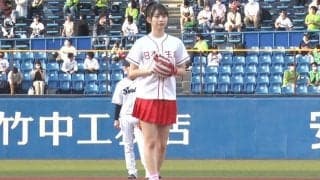 五十嵐亮太氏も舌を巻いたモー娘。牧野真莉愛さんの渾身始球式　「1番が左打者なので…」