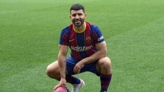 アグエロ バルサ加入直後にコロナ陽性反応！？再検査では陰性に...